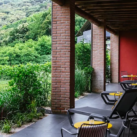 Podere Cavaga D'iseo Agribio Winery Hotel