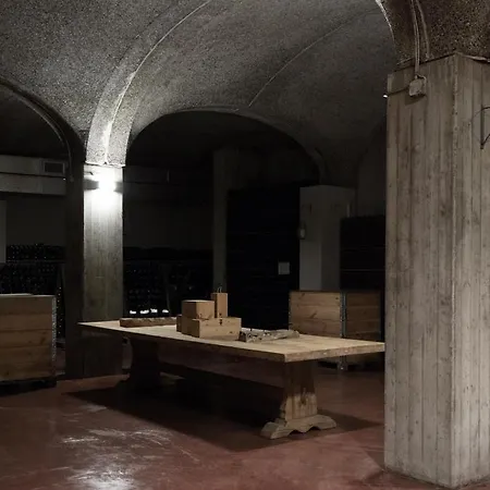 Hotel Podere Cavaga D'iseo Agribio Winery